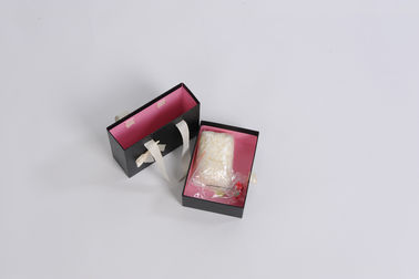 Подарочная коробка роскошных подарочных коробок плоского пакета магнитная складывая с закрытием ленты